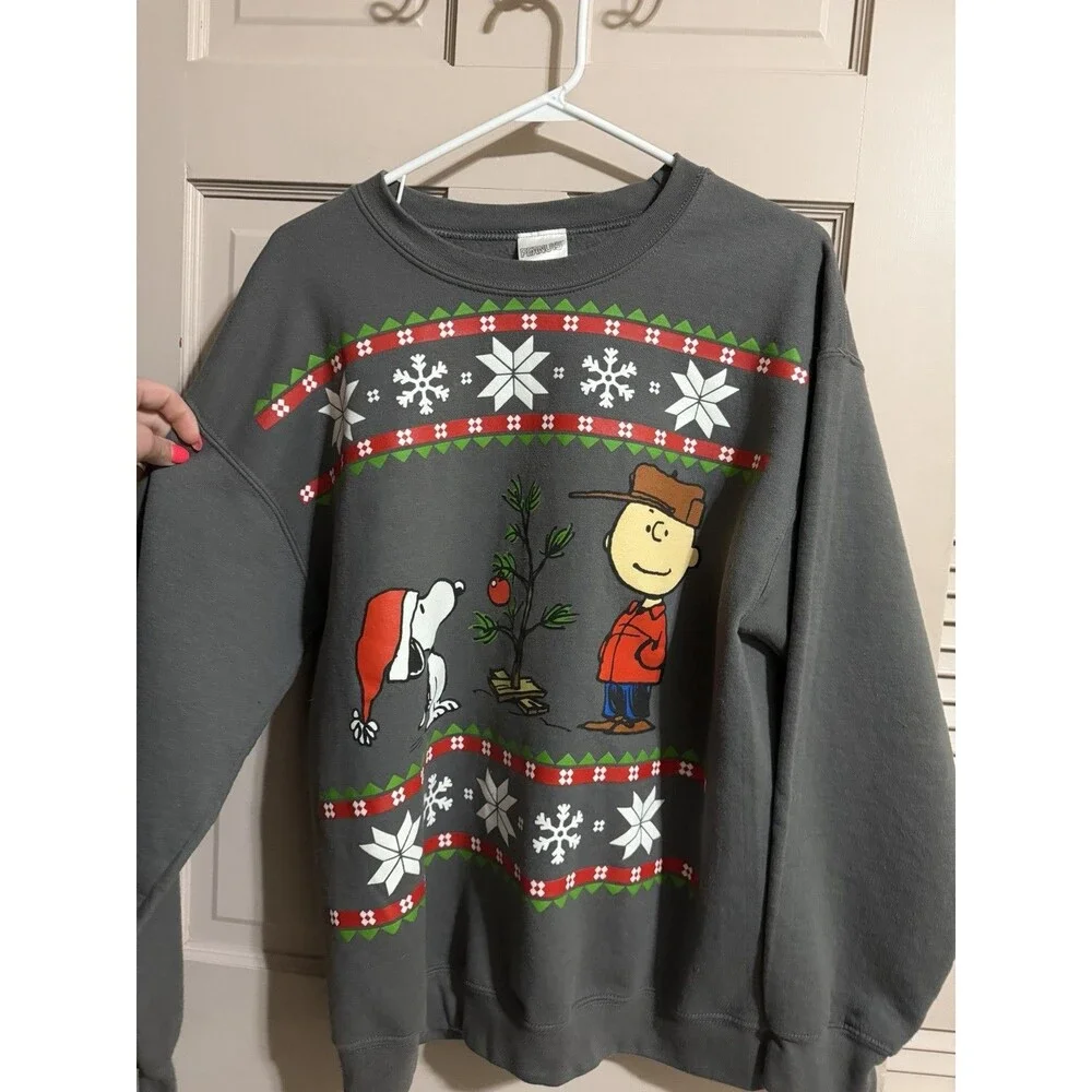 Peanuts Mens Christmas Sweatshirt Crewneck Size Large Charlie Brown Snoopy Tree